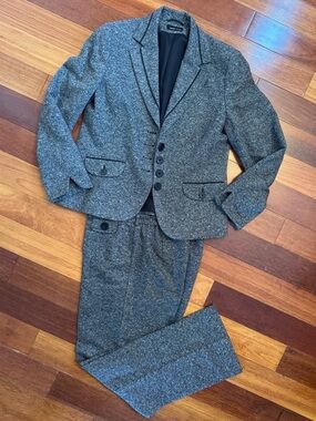 Frank Walder German Designed Women’s 2 Piece Tweed Suit Wool Silk blend